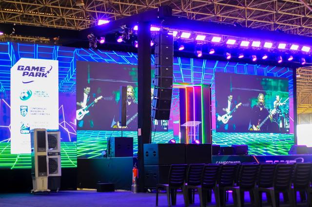 Epic Stage